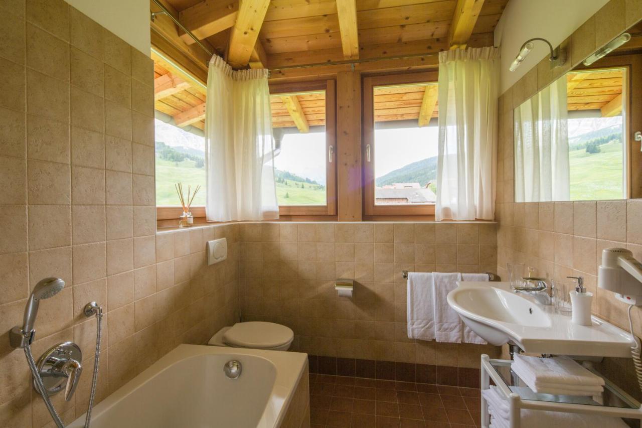 Appartamenti La Sajun & Les Viles La Villa  Exterior foto